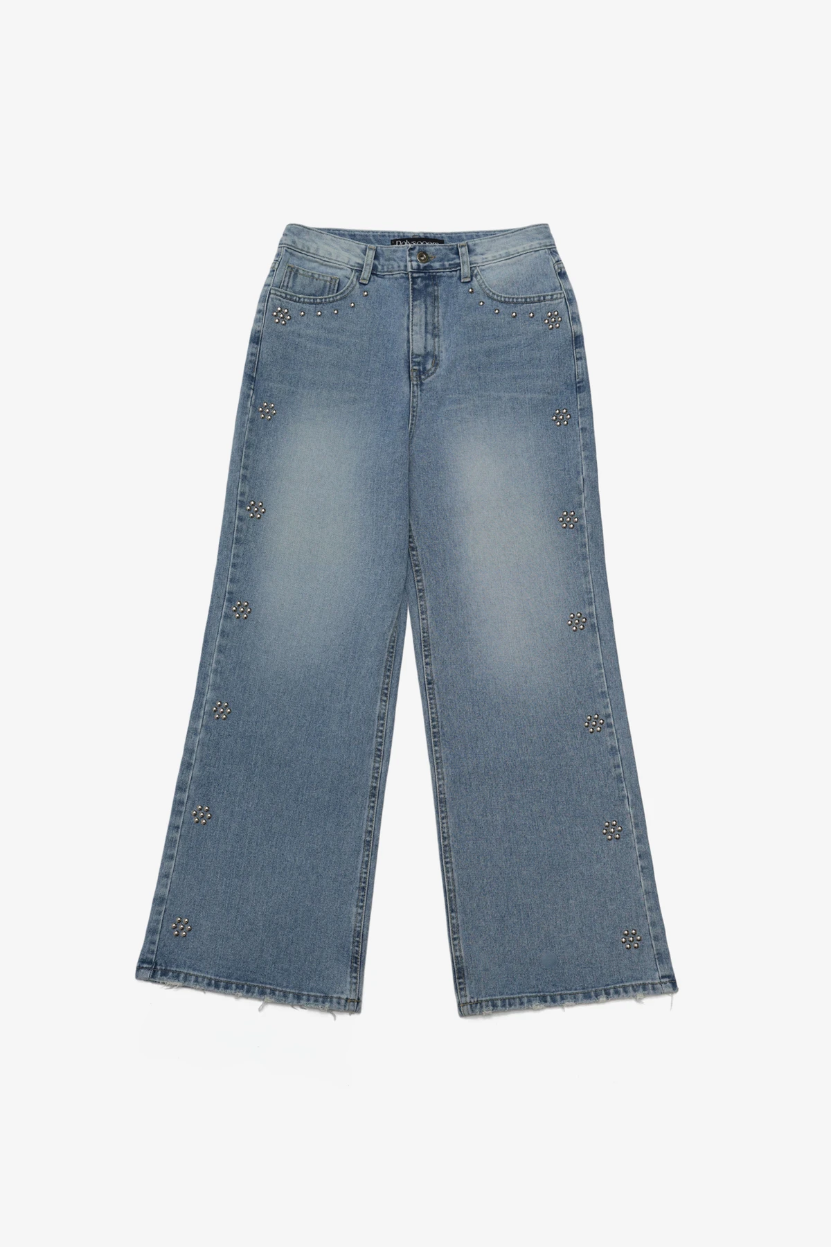WASHED STUDDED FLOWER FLARED JEANS_商品画像