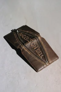 BROWN LEATHER ZIP WALLET thumb 2