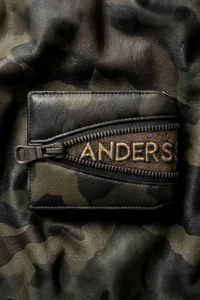 CAMOUFLAGE LEATHER ZIP WALLET thumb 4