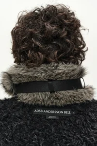UNISEX REVERSIBLE COLLARLESS FUR VEST thumb 6