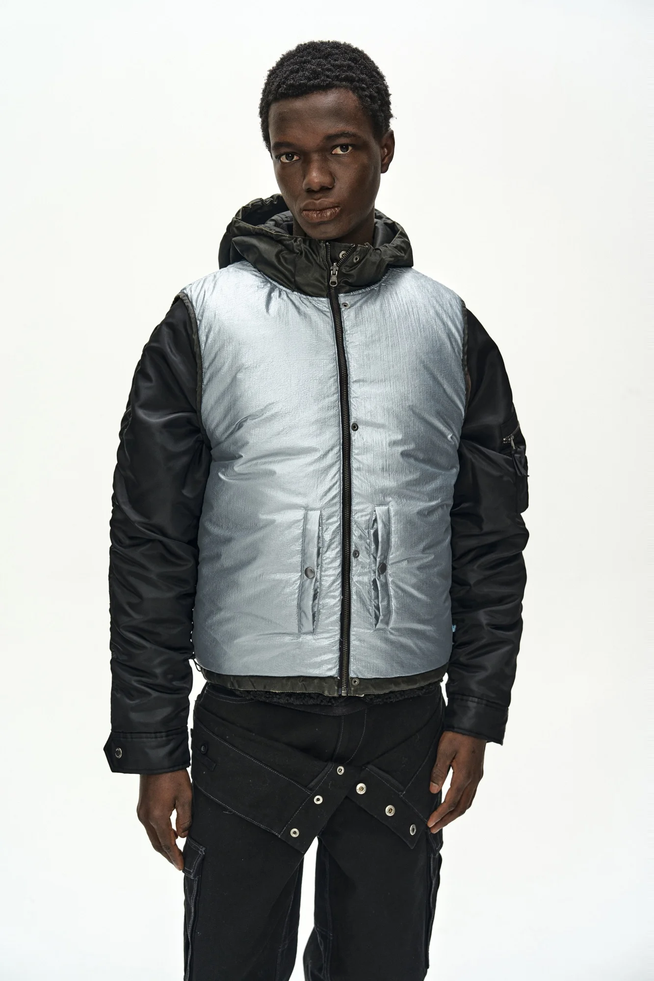 ANDERSSON BELL PADDED REVERSIBLE HOODIE VEST BLACK