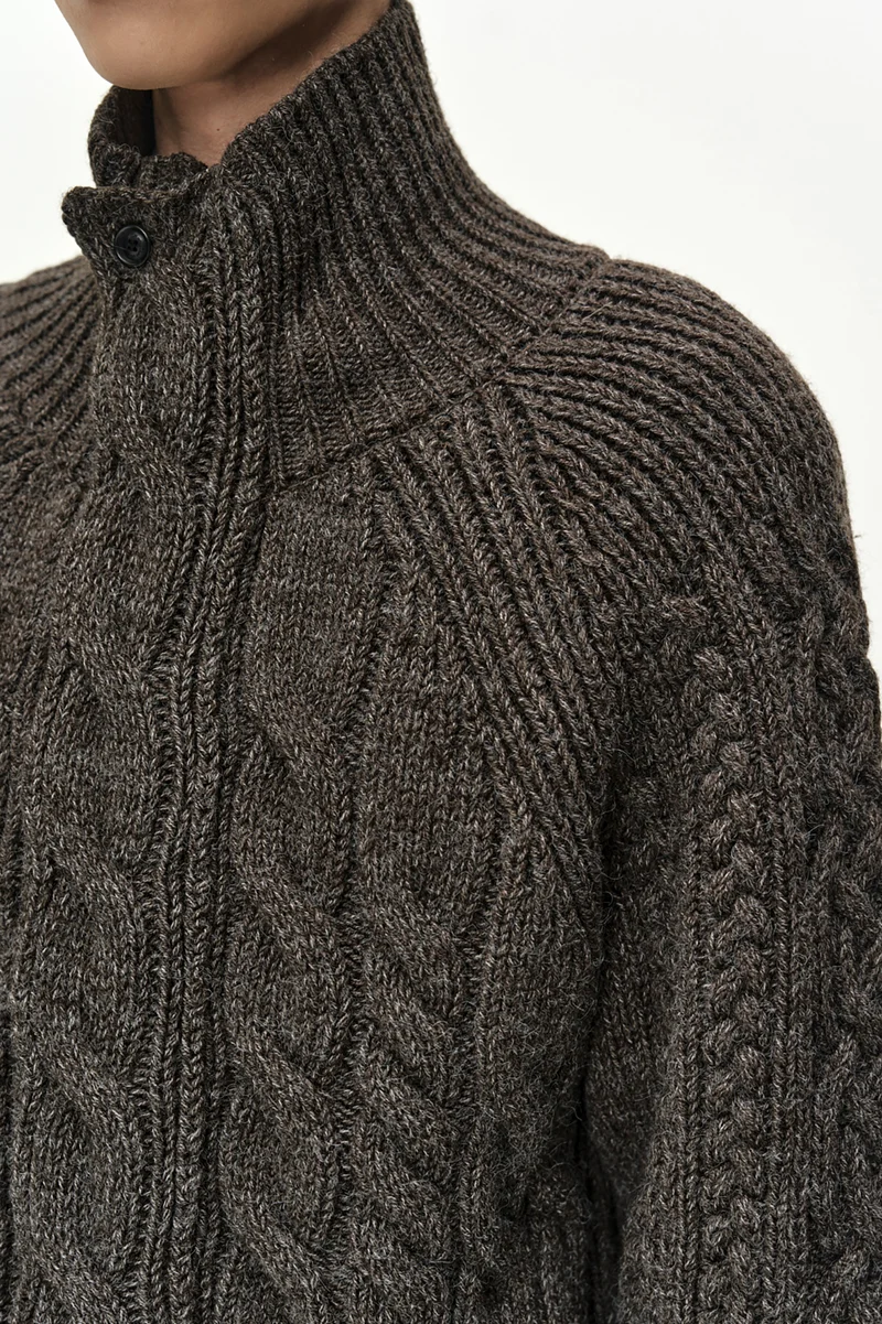 FISHERMAN CABLE ZIP-UP SWEATER 2