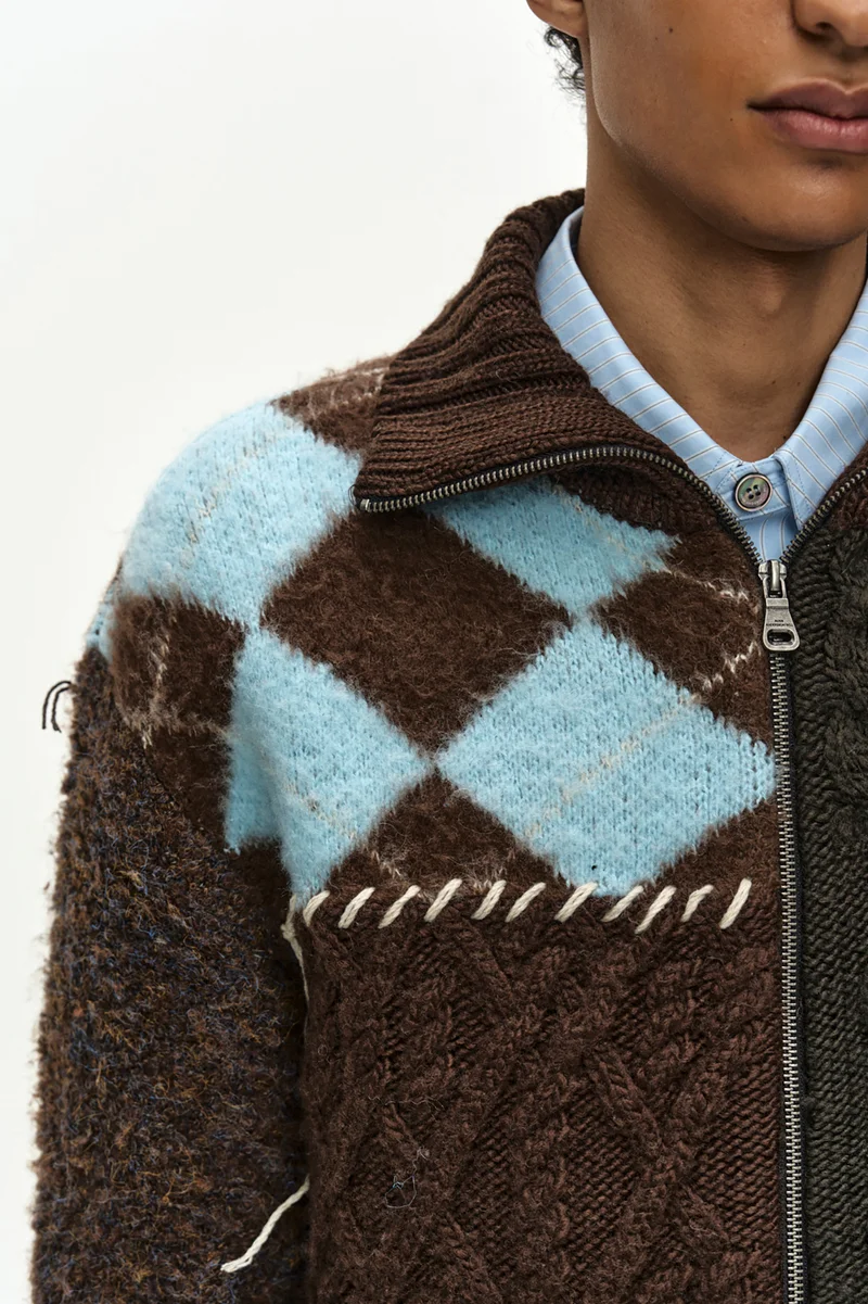 PATCHWORK ZIP-UP SWEATER 2