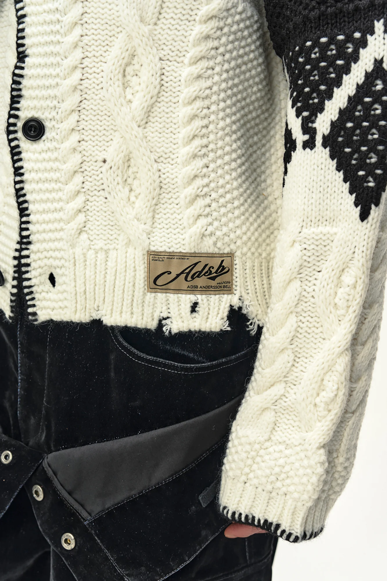 ANDERSSON BELL ARGYLE HEAVY WOOL CARDIGAN ECRU/BLACK