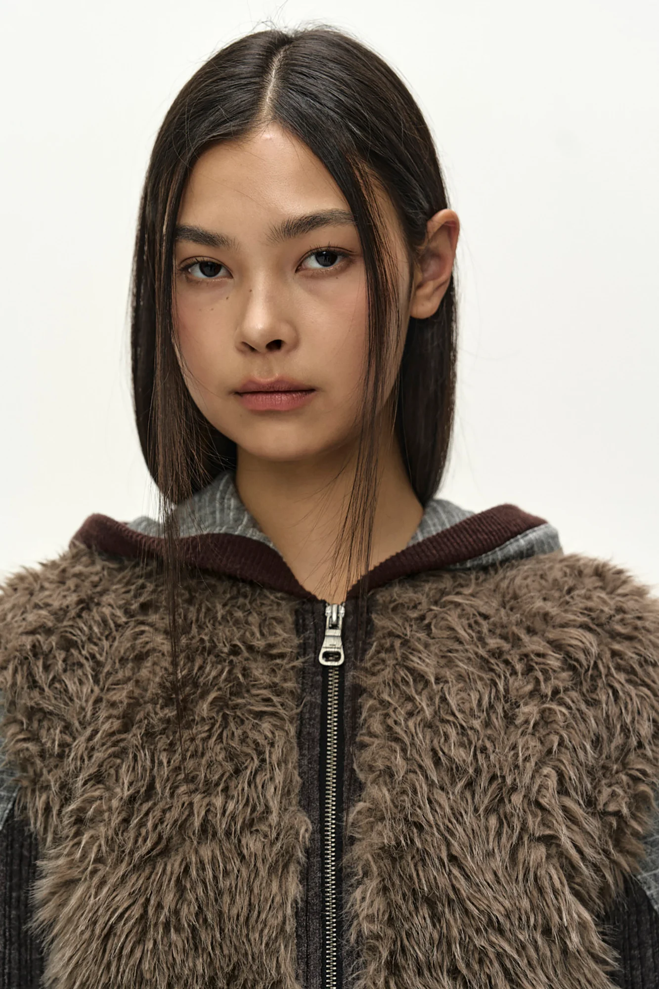ANDERSSON BELL FUR COLOR-BLOCKED HOODED ZIP-UP CHARCOAL/KHAKI