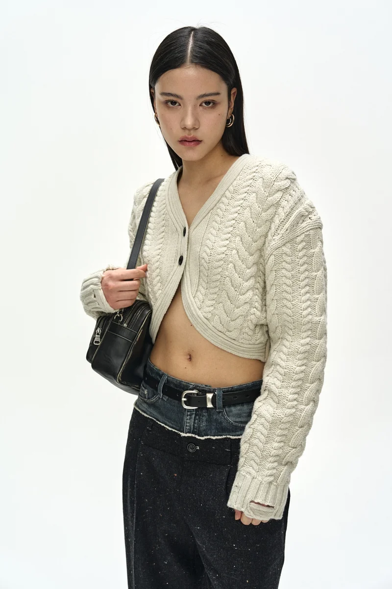 CABLE CROPPED CARDIGAN 6