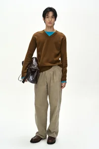 UNISEX LAYERED V-NECK SWEATER thumb 1