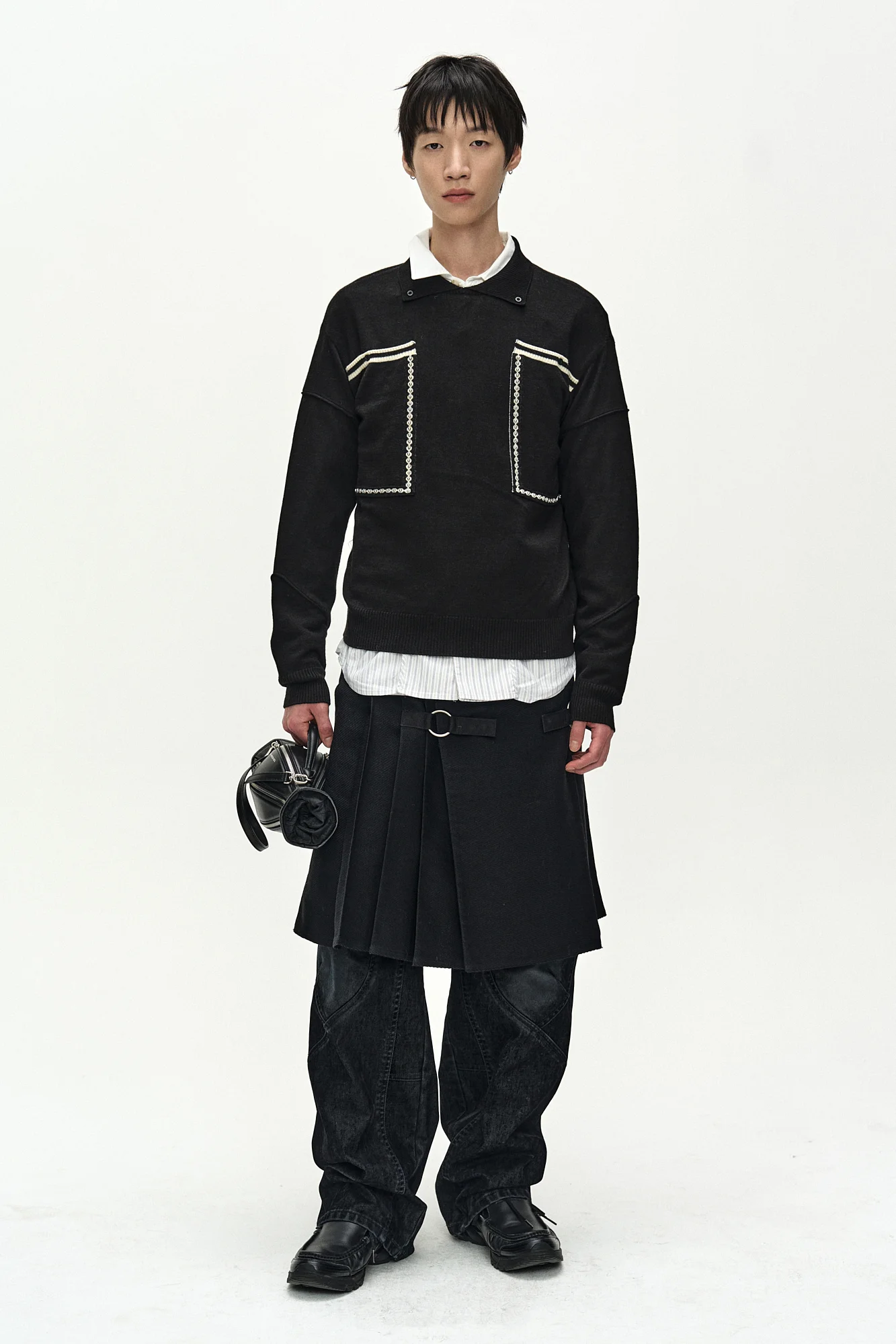 ANDERSSON BELL BIG POCKET POLO SWEATER BLACK
