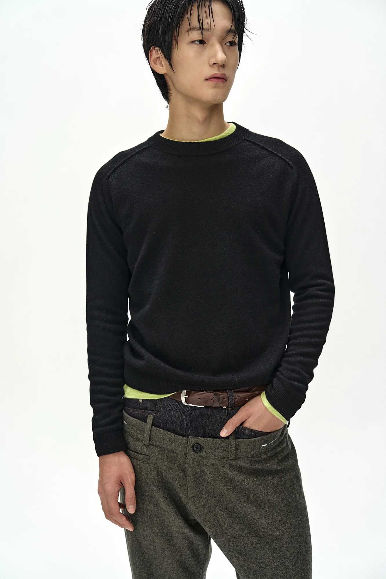 ANDERSSON BELL SHANE CASHMERE CREW-NECK SWEATER BLACK