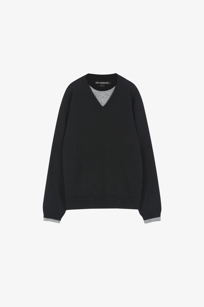 UNISEX LAYERED V-NECK SWEATER 11