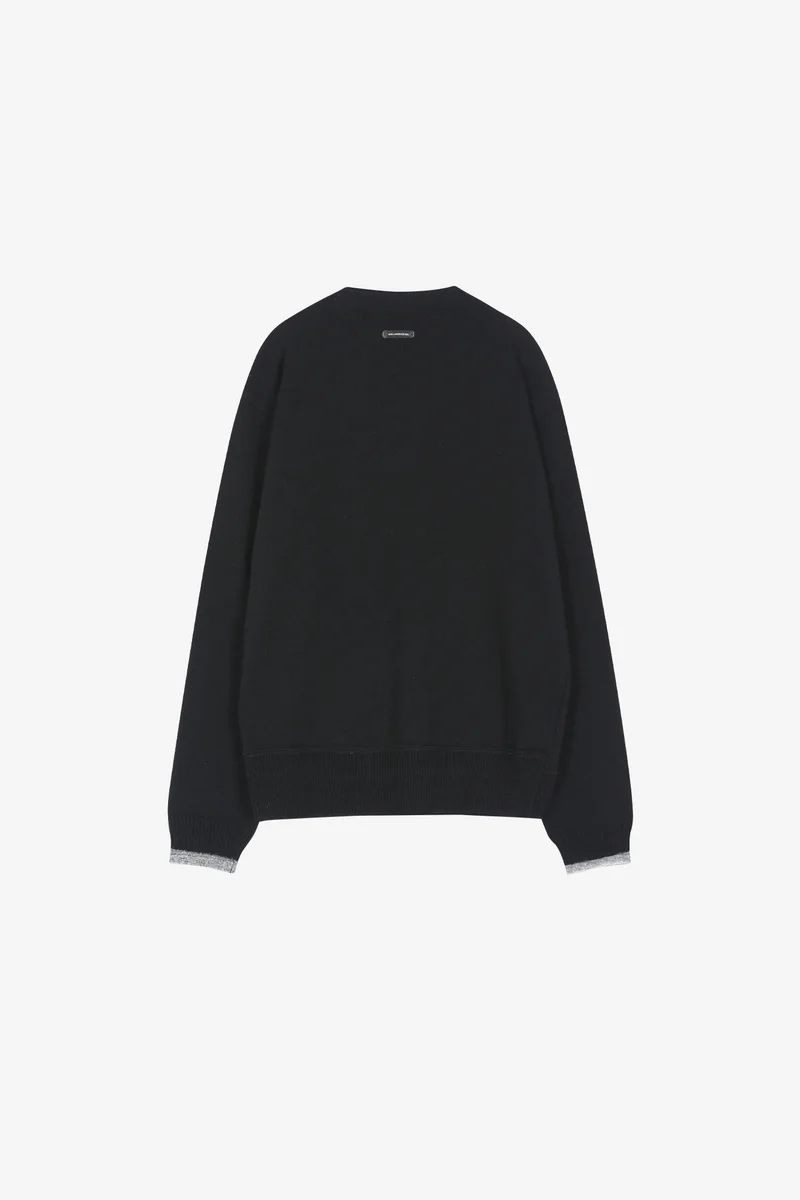 UNISEX LAYERED V-NECK SWEATER 12