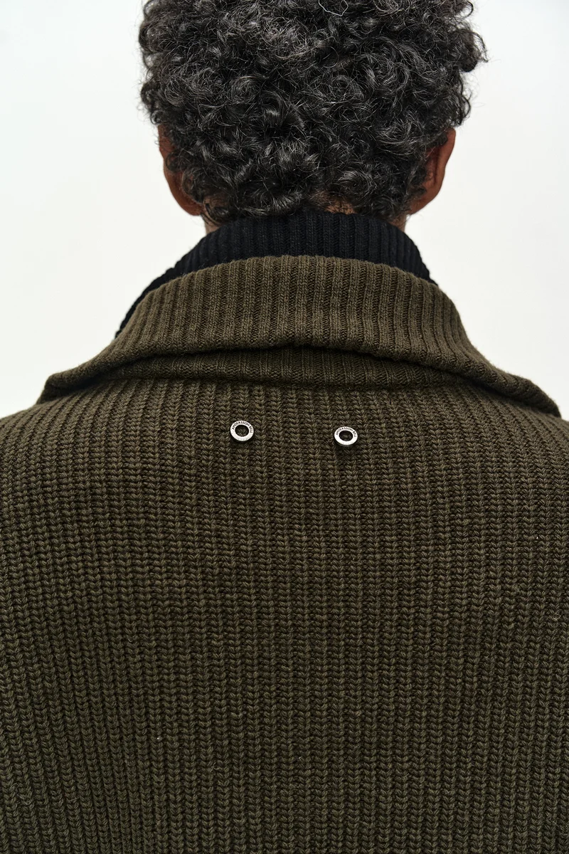 DOUBLE LAYERED QUARTER ZIP-UP SWEATER 8