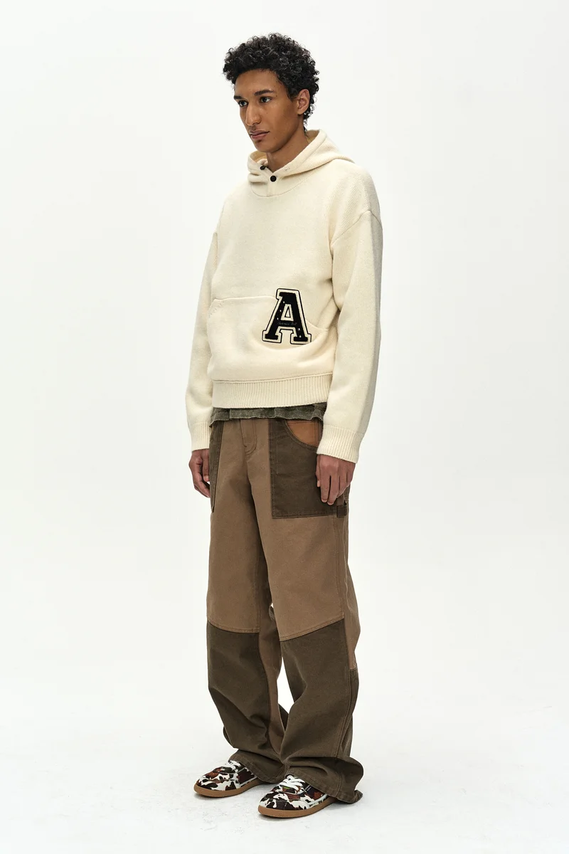 (ESSENTIAL) UNISEX VARSITY PATCH HOODIE 2