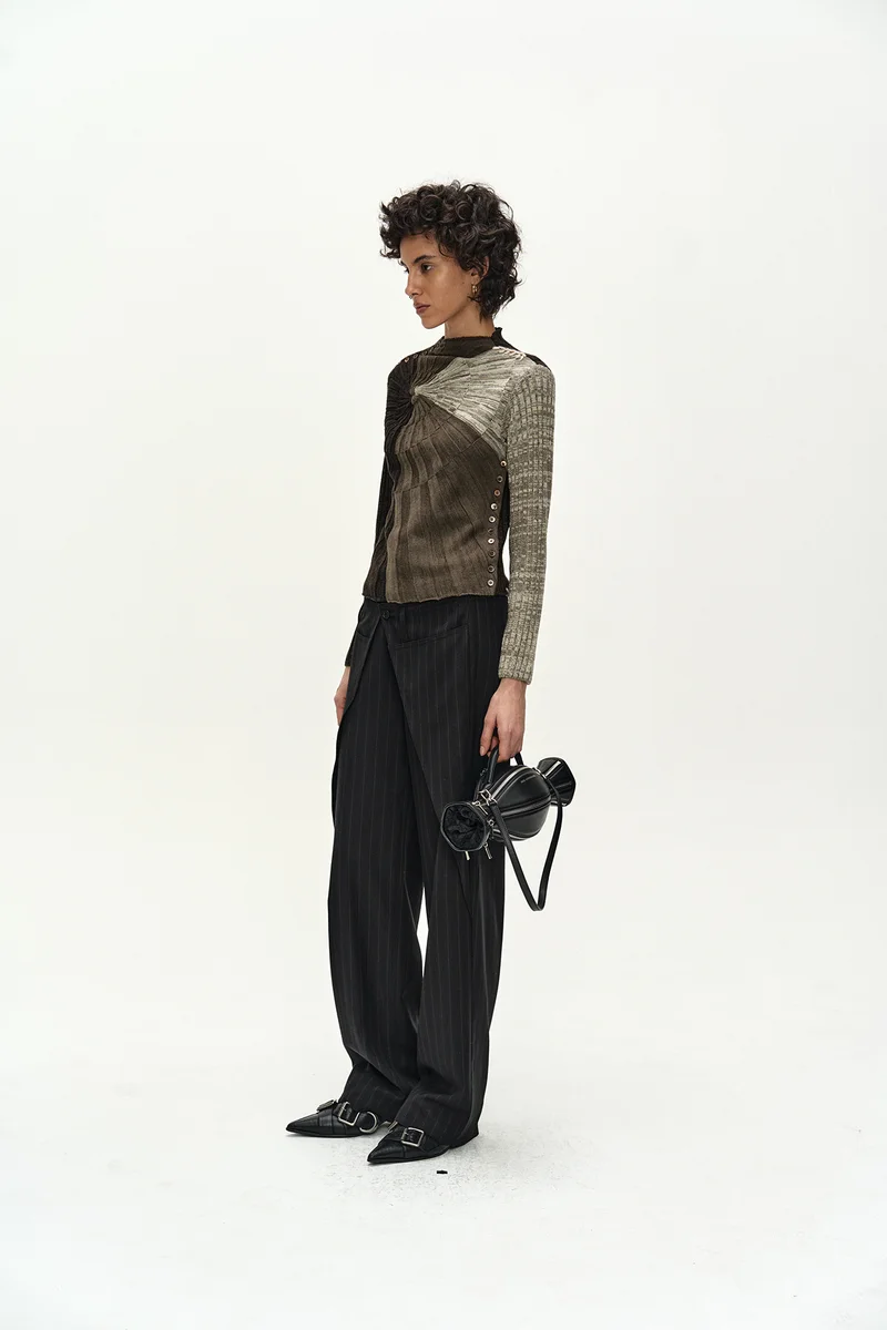ASYMMETRIC TWIST BUTTON TOP 2