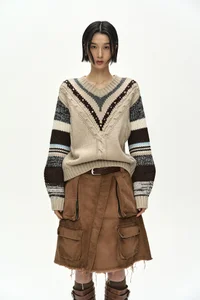 STUDDED CABLE V-NECK MULTI-STRIPE PULLOVER thumb 3
