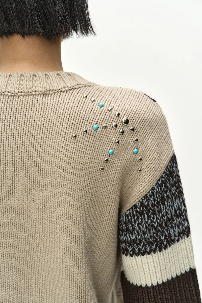 STUDDED CABLE V-NECK MULTI-STRIPE PULLOVER 6