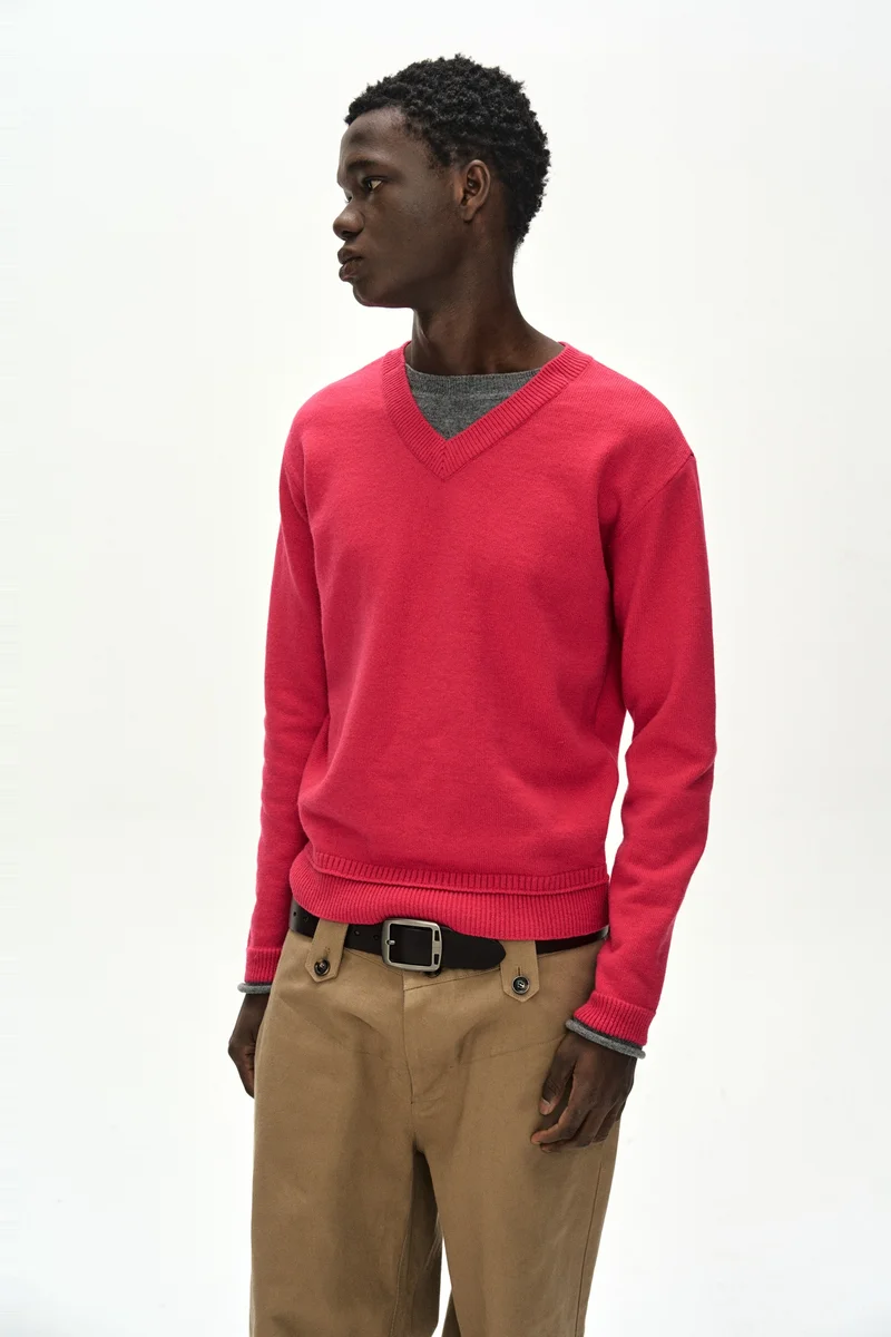 UNISEX LAYERED V-NECK SWEATER 6