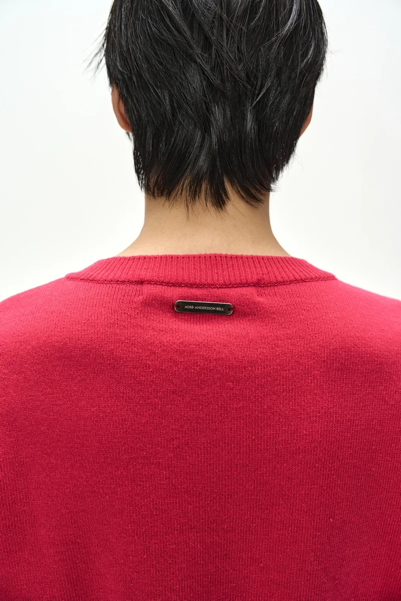 UNISEX LAYERED V-NECK SWEATER 9