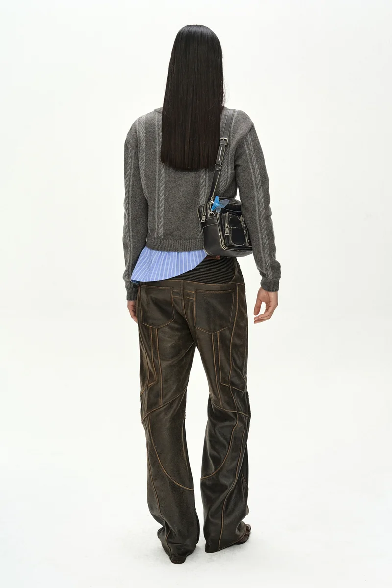 SHIRT INSERT V-NECK SWEATER 3