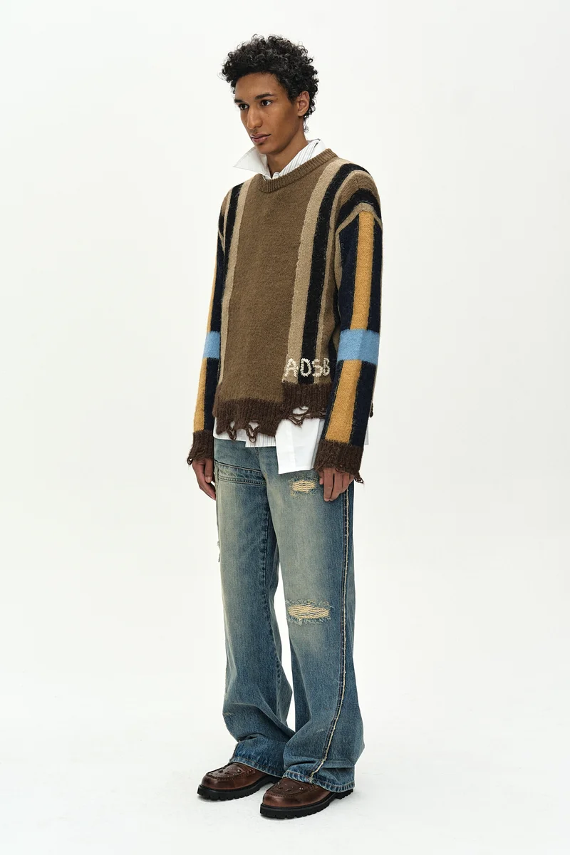 UNISEX RE-WORKED EMBROIDERY FLARE JEANS 3