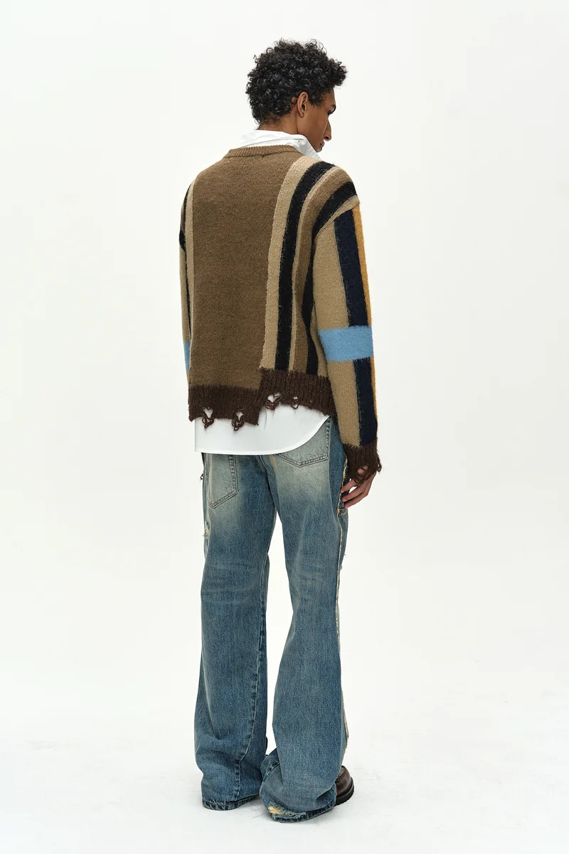 UNISEX RE-WORKED EMBROIDERY FLARE JEANS 4