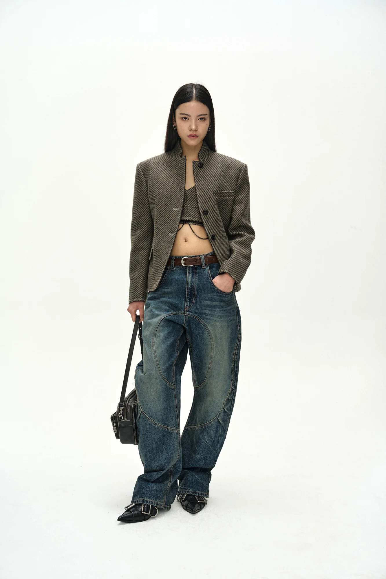 ANDERSSON BELL HOOK AND EYE CURVED JEANS BLUE