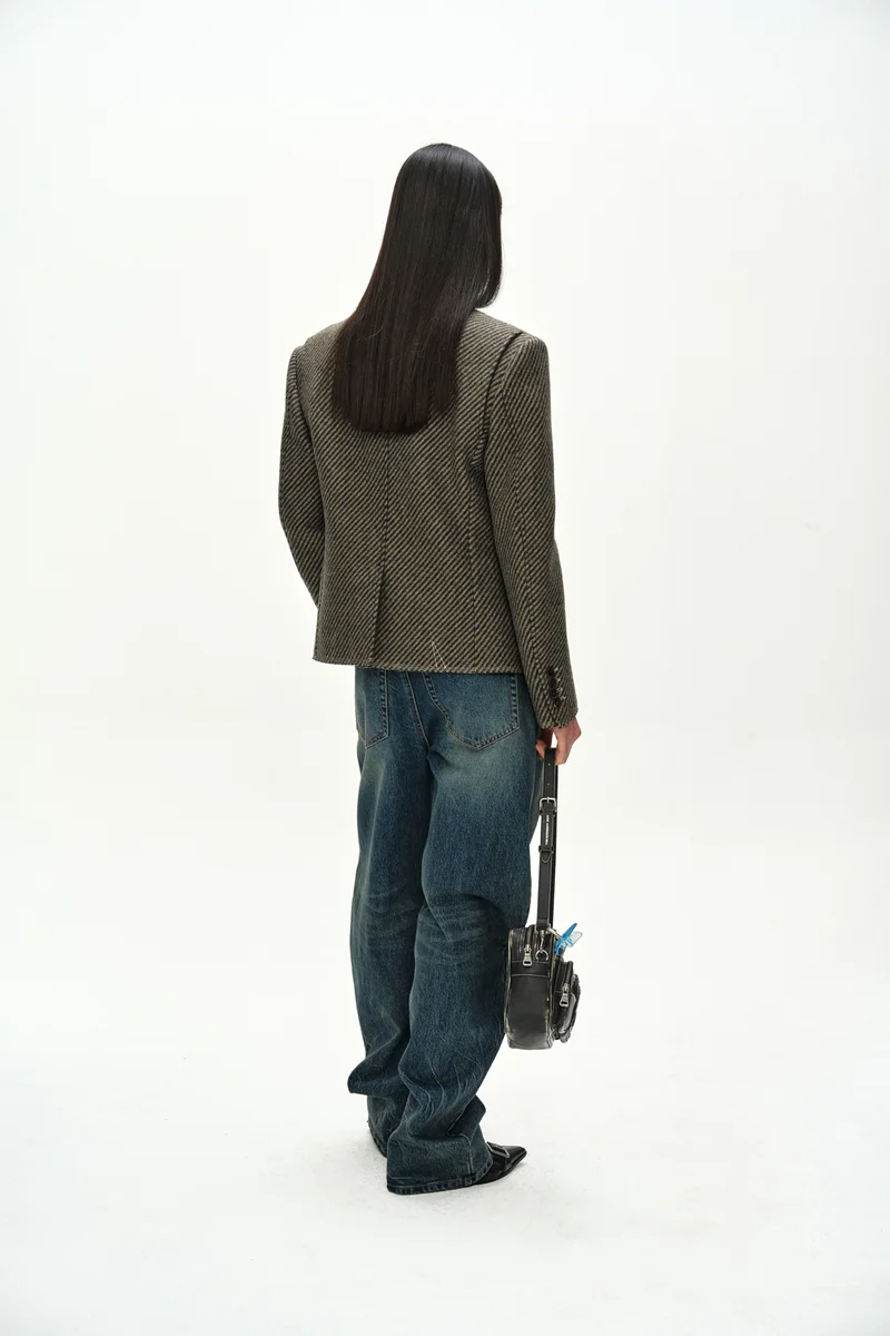HOOK AND EYE CURVED JEANS 7