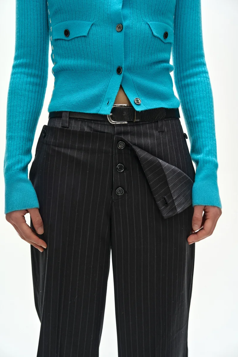 BUTTON-FOLD TROUSERS 4