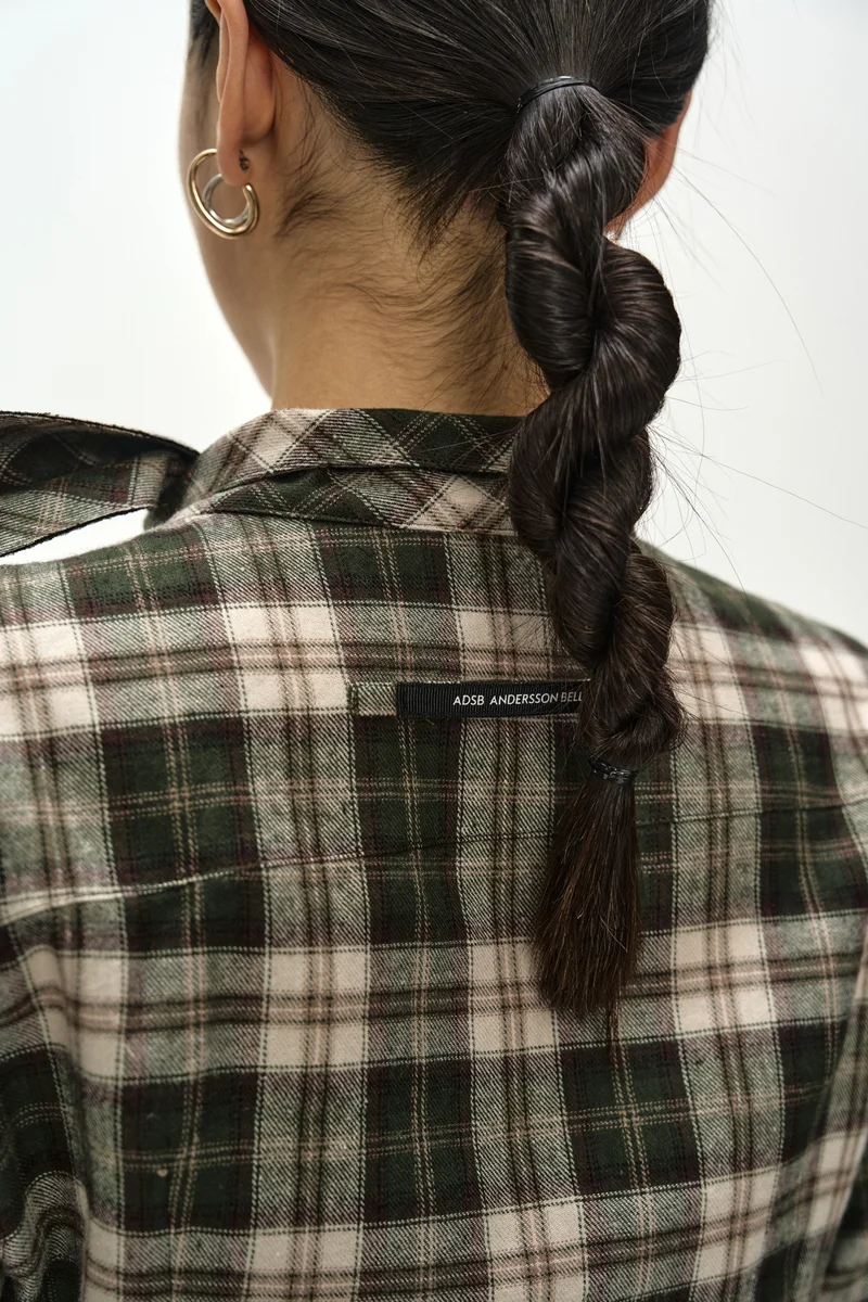 TARTAN SCARF-TIE SHIRT 5