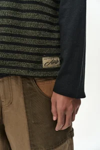 UNISEX STUDDED STRIPE LAYERED SWEATER thumb 5