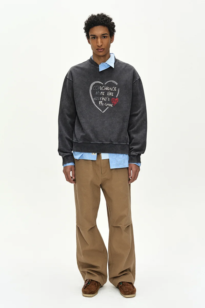 (ESSENTIAL) UNISEX HEART FIX SWEATSHIRT 2