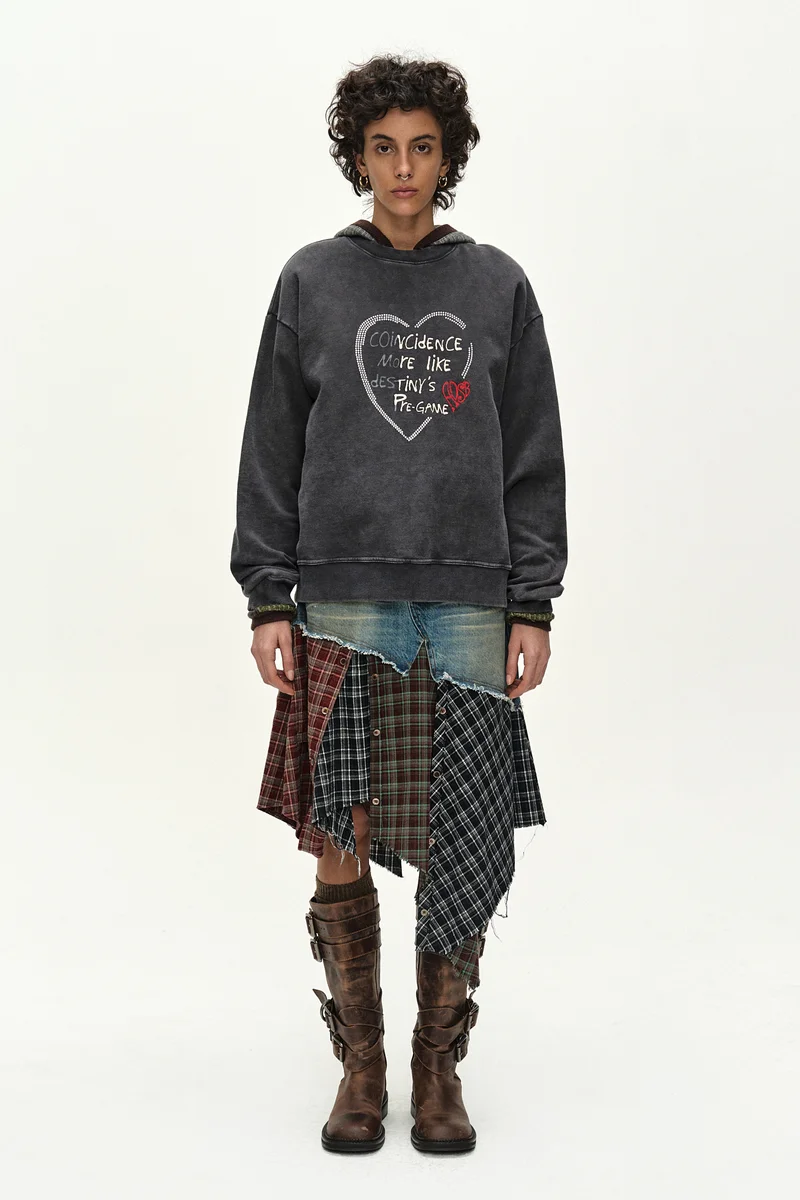 (ESSENTIAL) UNISEX HEART FIX SWEATSHIRT 3