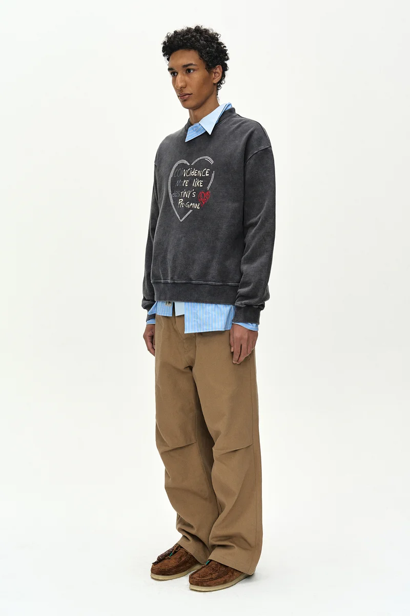 (ESSENTIAL) UNISEX HEART FIX SWEATSHIRT 4