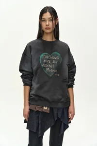 (ESSENTIAL) UNISEX SPRAY WASHED HEART MESSAGE SWEATSHIRT thumb 1