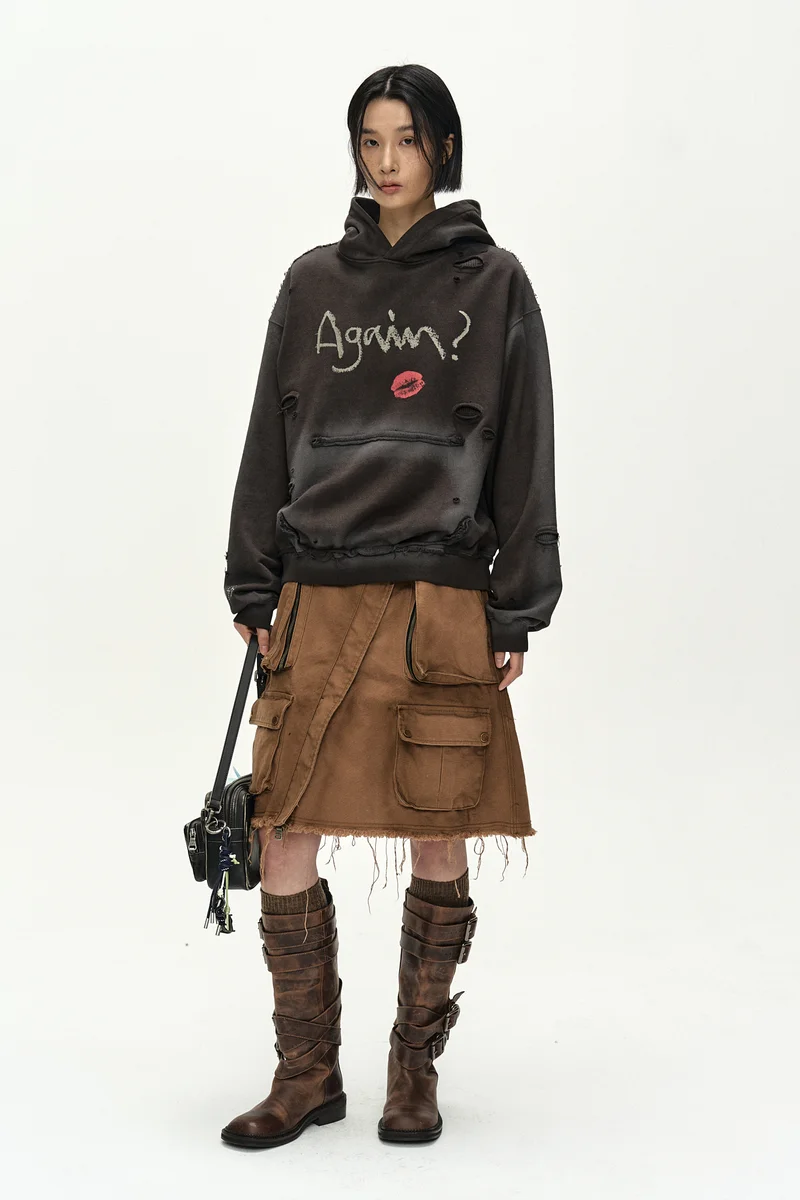 (ESSENTIAL) UNISEX SPRAY WASHED AGAIN LIP HOODIE 2