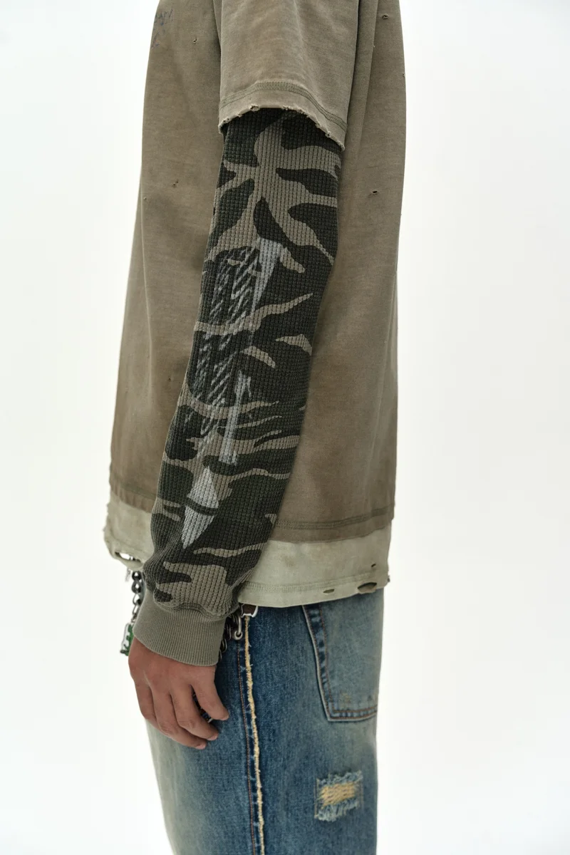 DISTRESS LAYERED LONG SLEEVE T-SHIRT 5