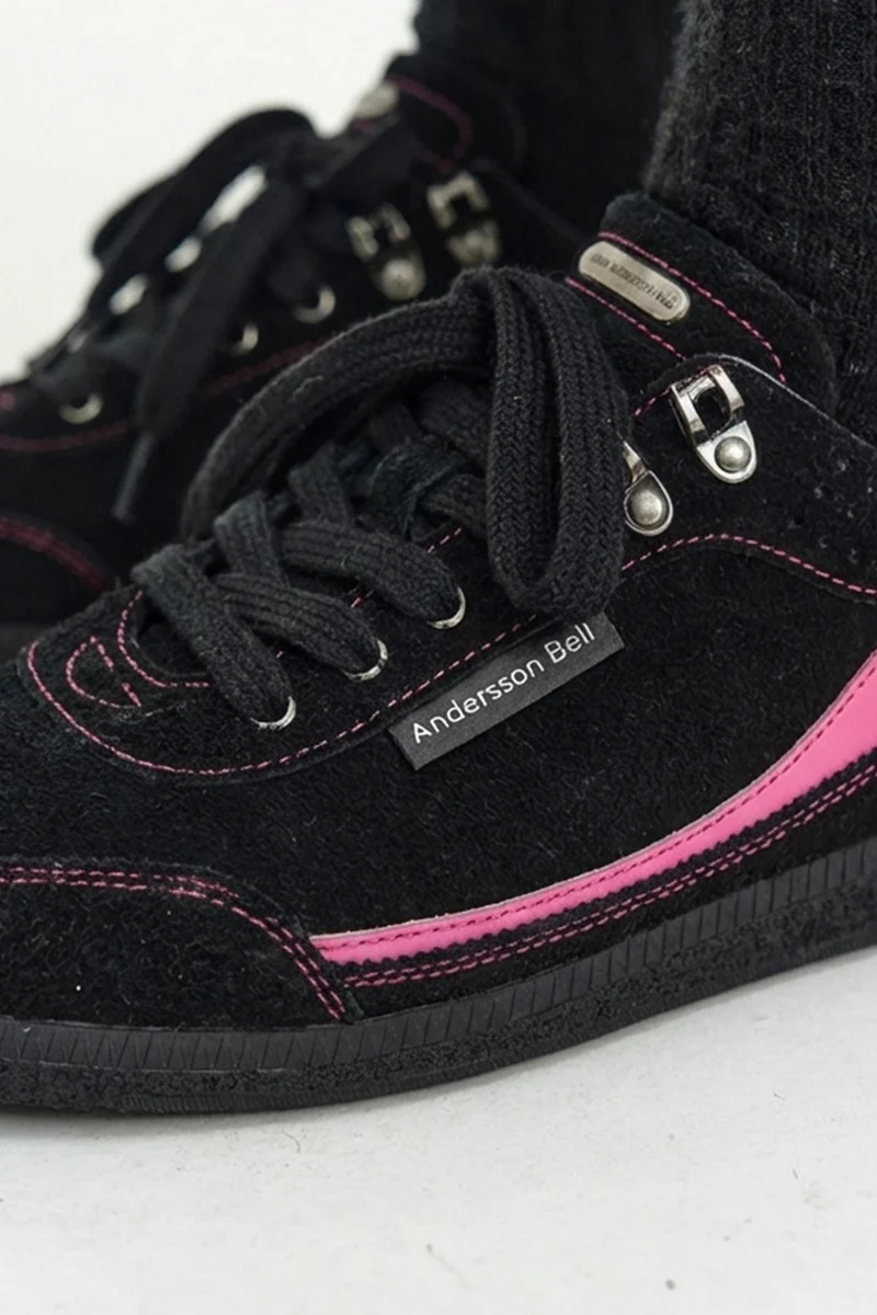 UNISEX NERO TRAINER 8