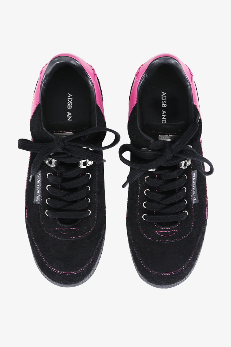 UNISEX NERO TRAINER 18