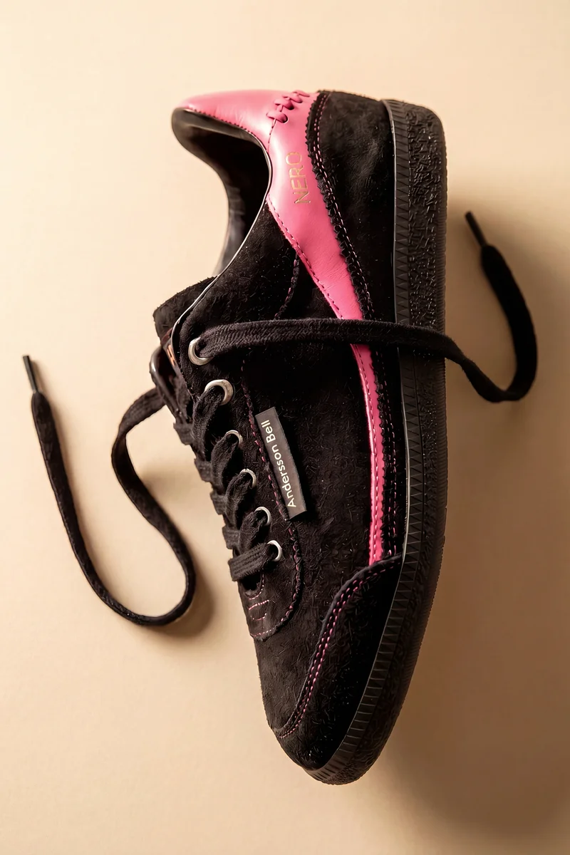 UNISEX NERO TRAINER 24