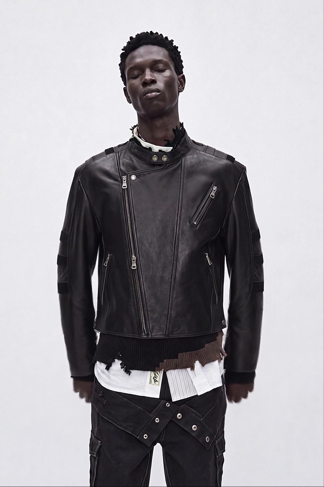 SEGMENT MOTO LEATHER JACKET 動画